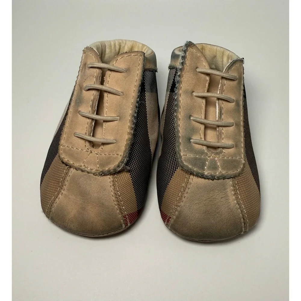 Burberry Nova Check Infant Sneakers Size 17 US Baby Shoes